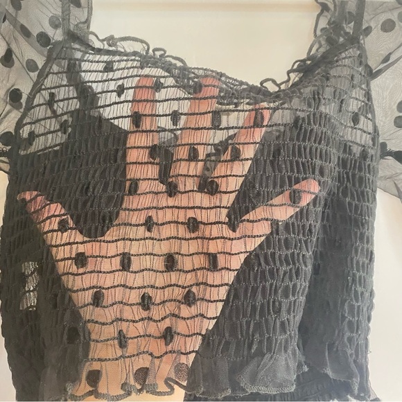 C. Vianca Black‎ Puff Sleeve Crop Blouse with Tie Front - Picture 6 of 6